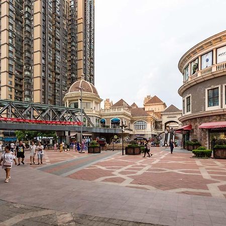 Wuhan Hongshan-Guanggu Square- Locals Apartment 00157650 المظهر الخارجي الصورة